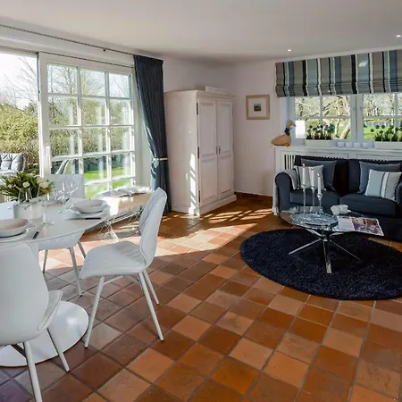 Daire Litzkow 14702 Morsum (Sylt)